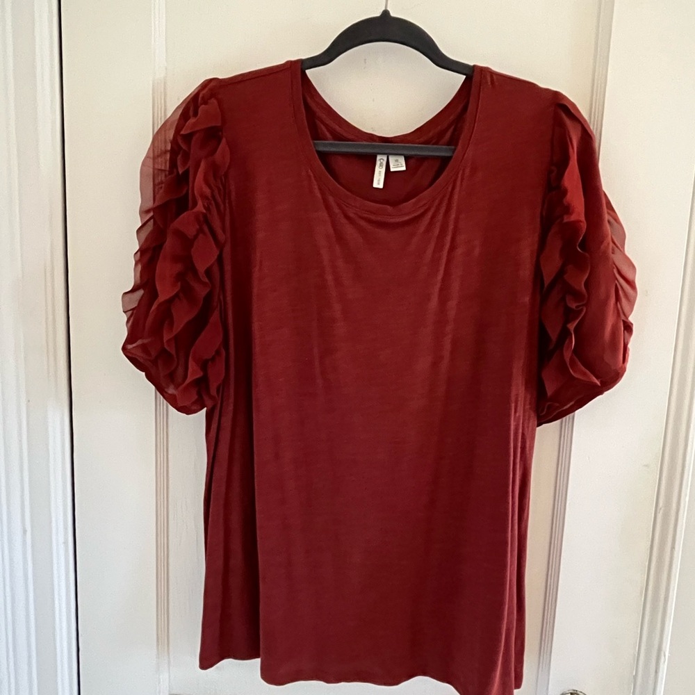 Elegant Ruffled Sleeve Top - Red